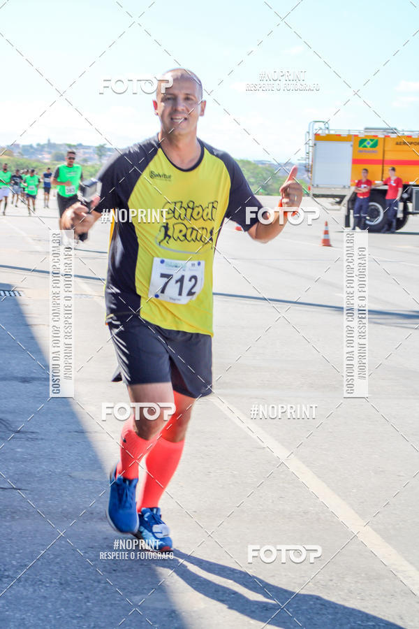 Achetez vos photos de l'vnementCorrida Hangar 942 sur Fotop