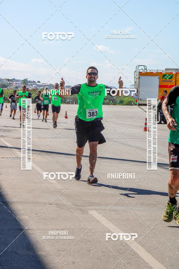 Achetez vos photos de l'vnementCorrida Hangar 942 sur Fotop