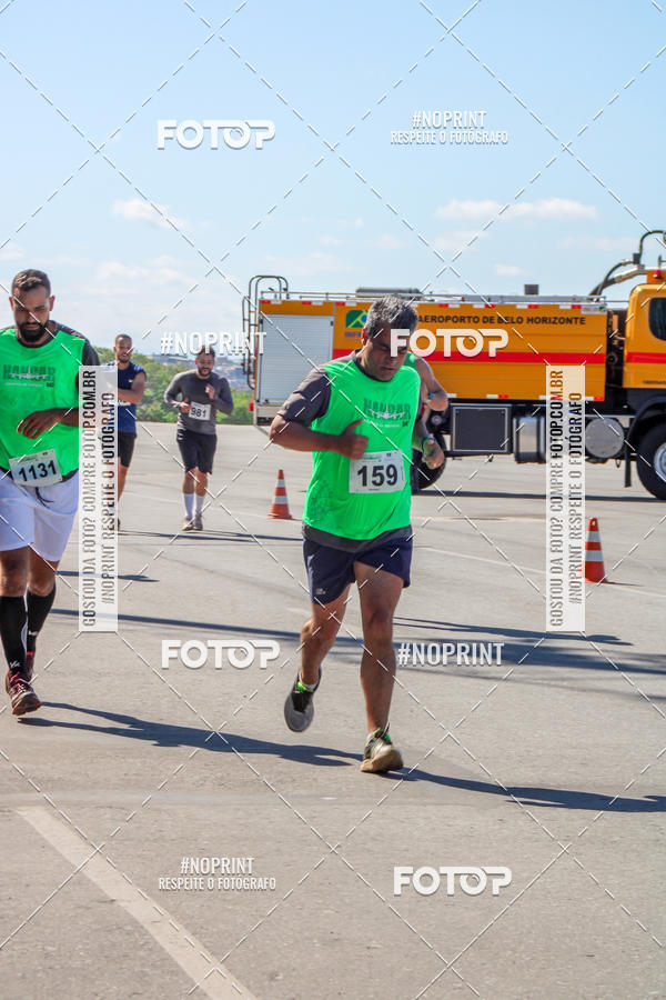Achetez vos photos de l'vnementCorrida Hangar 942 sur Fotop