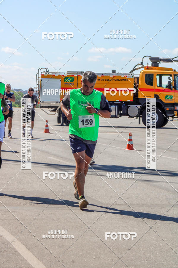 Achetez vos photos de l'vnementCorrida Hangar 942 sur Fotop