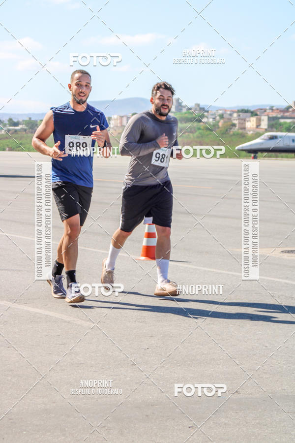 Acquista le foto dell'eventoCorrida Hangar 942 in Fotop