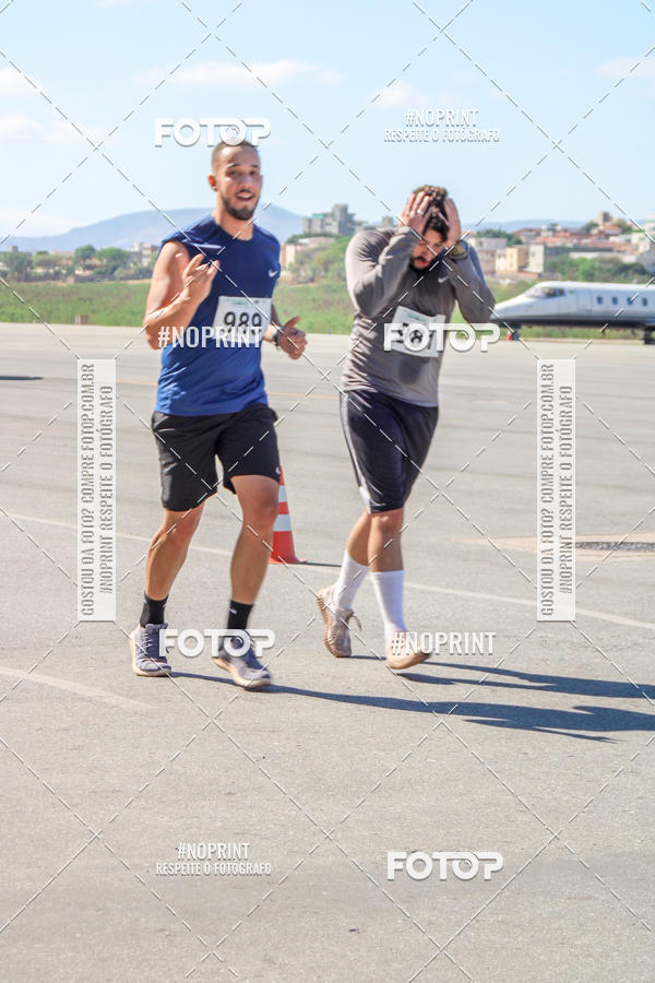 Acquista le foto dell'eventoCorrida Hangar 942 in Fotop