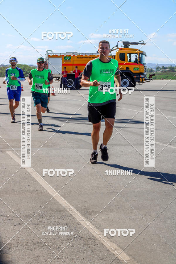 Achetez vos photos de l'vnementCorrida Hangar 942 sur Fotop