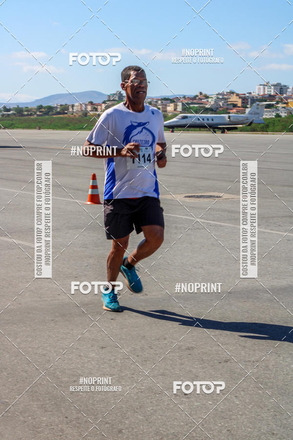 Achetez vos photos de l'vnementCorrida Hangar 942 sur Fotop