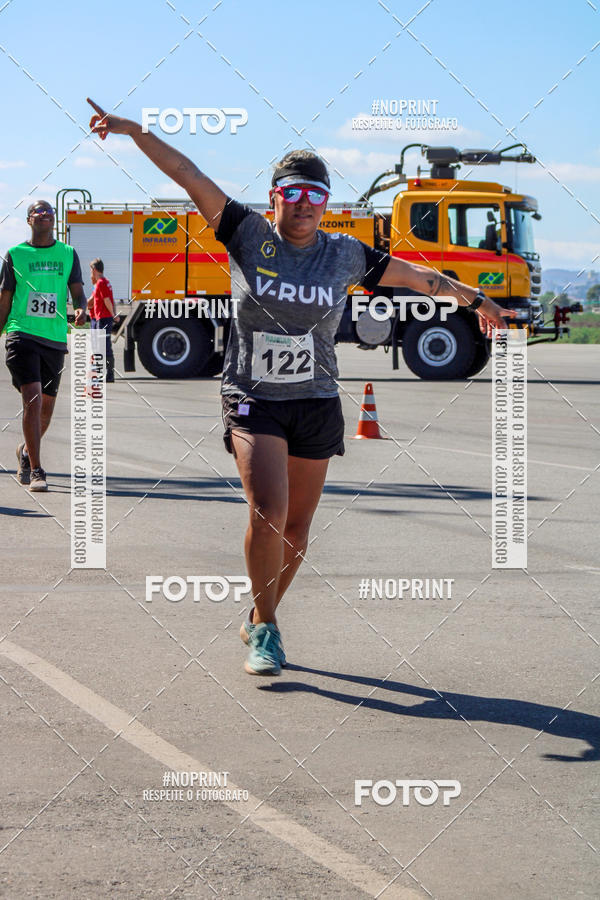 Buy your photos of the eventCorrida Hangar 942 on Fotop