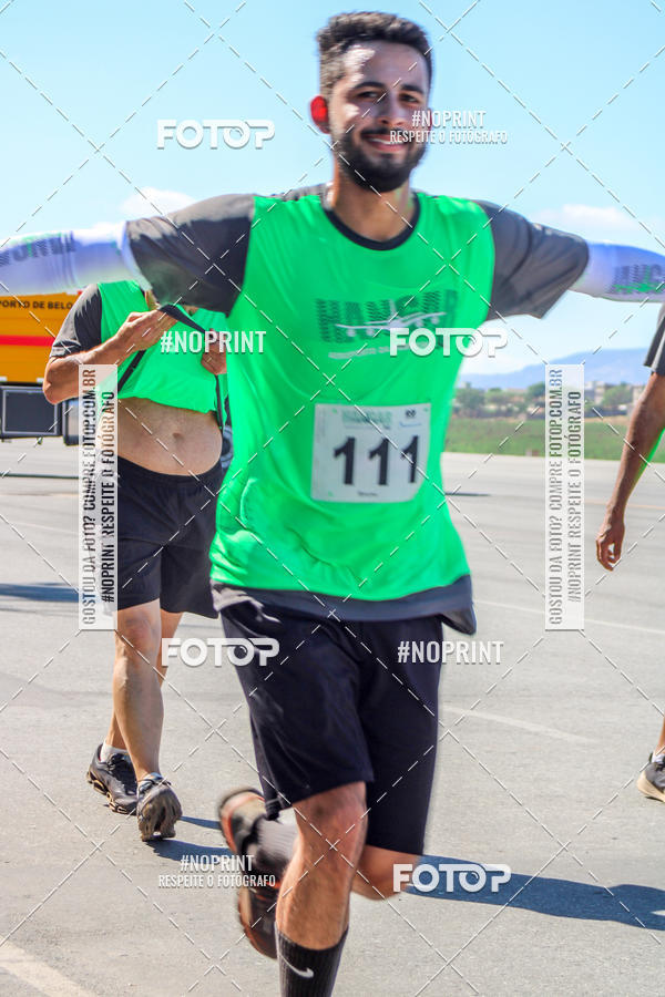 Buy your photos of the eventCorrida Hangar 942 on Fotop
