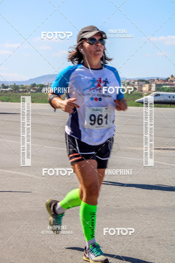 Buy your photos of the eventCorrida Hangar 942 on Fotop