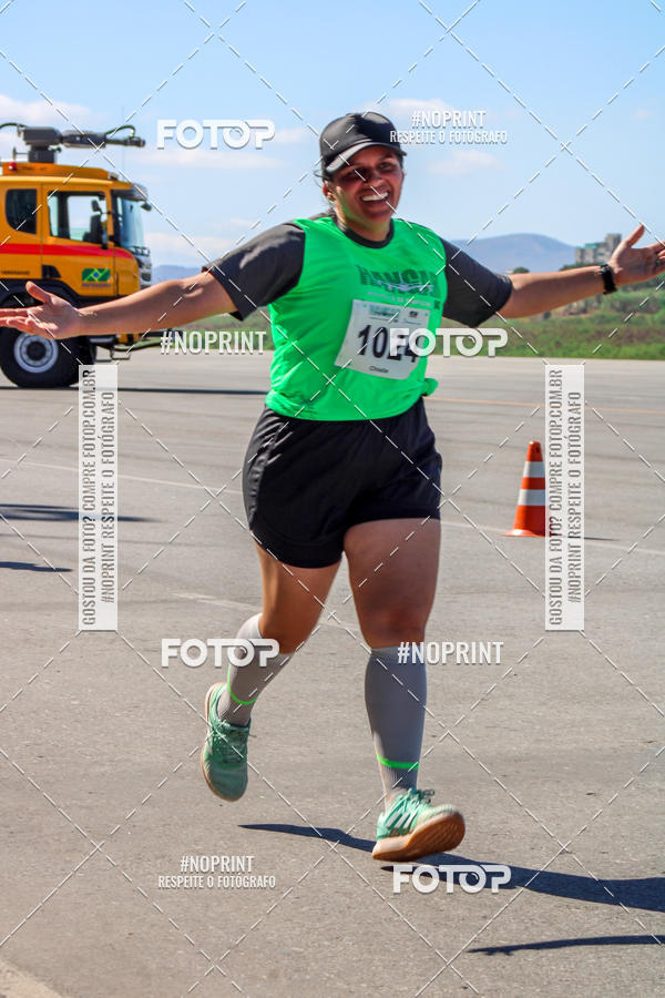 Buy your photos of the eventCorrida Hangar 942 on Fotop