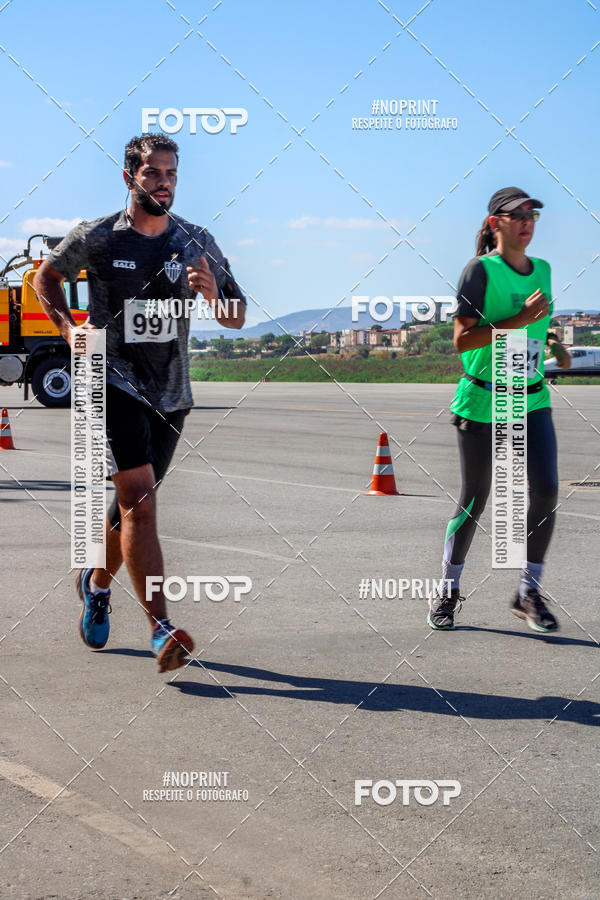 Acquista le foto dell'eventoCorrida Hangar 942 in Fotop