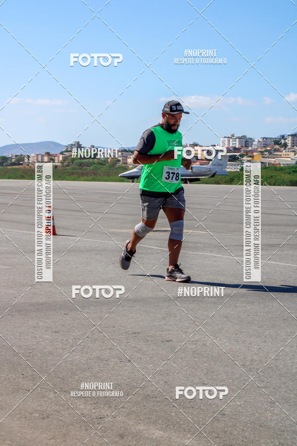 Acquista le foto dell'eventoCorrida Hangar 942 in Fotop