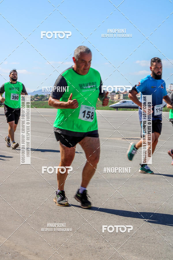 Acquista le foto dell'eventoCorrida Hangar 942 in Fotop