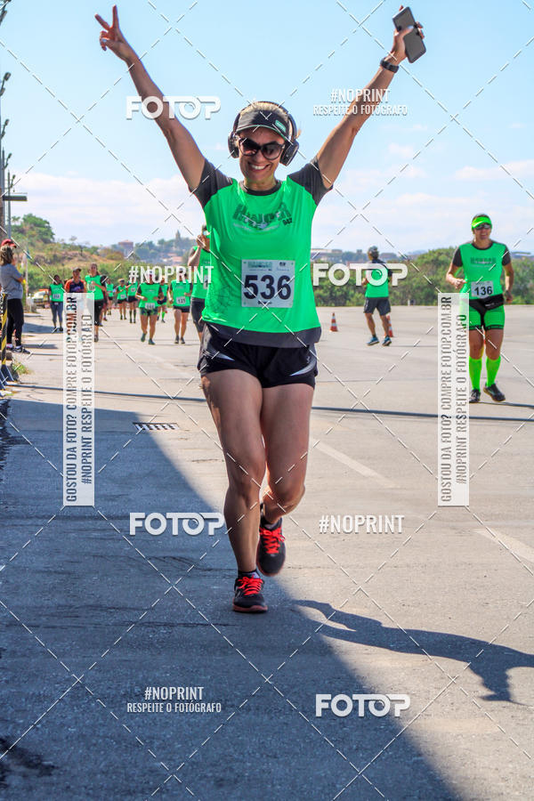 Achetez vos photos de l'vnementCorrida Hangar 942 sur Fotop