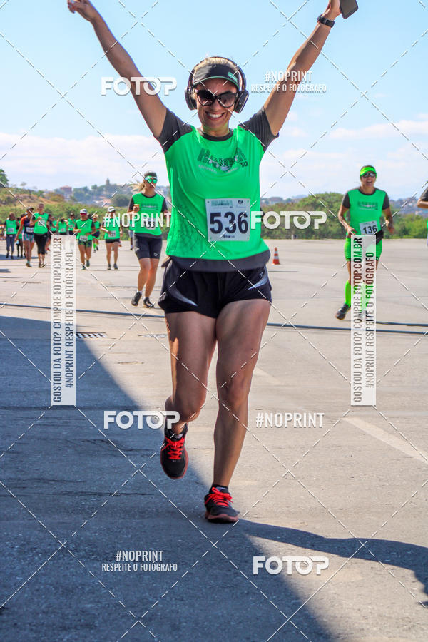 Achetez vos photos de l'vnementCorrida Hangar 942 sur Fotop