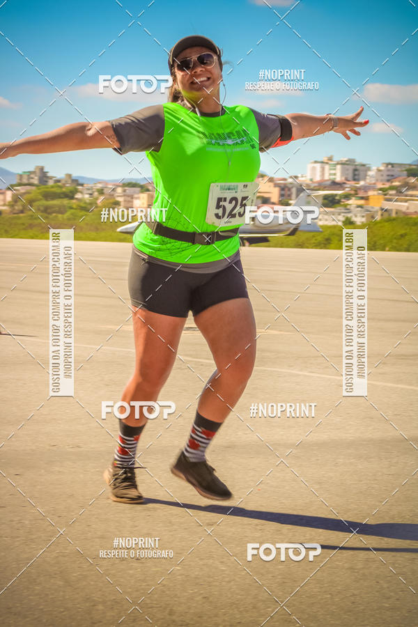 Compra tus fotos del eventoCorrida Hangar 942 En Fotop