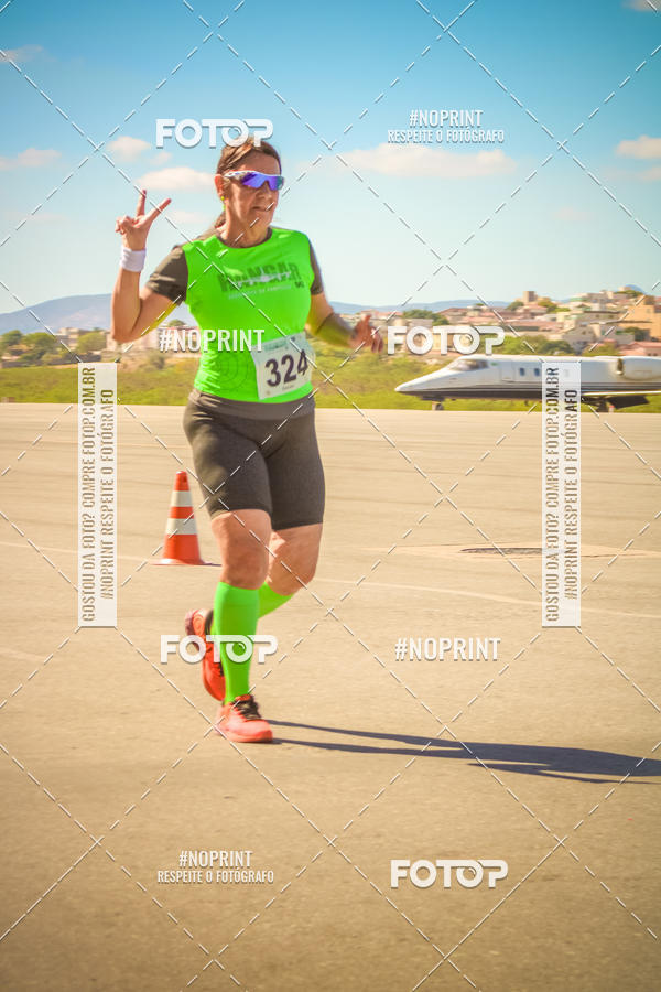 Compra tus fotos del eventoCorrida Hangar 942 En Fotop