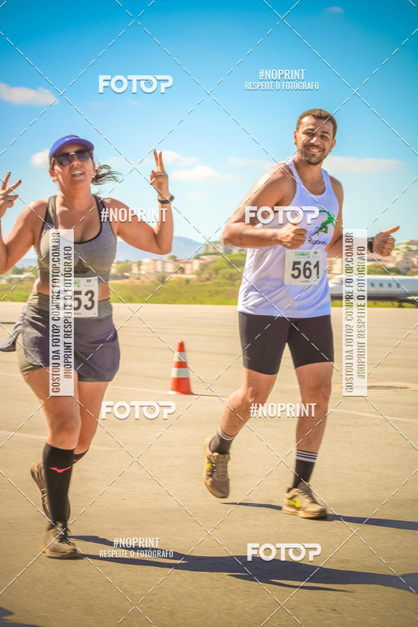 Compra tus fotos del eventoCorrida Hangar 942 En Fotop