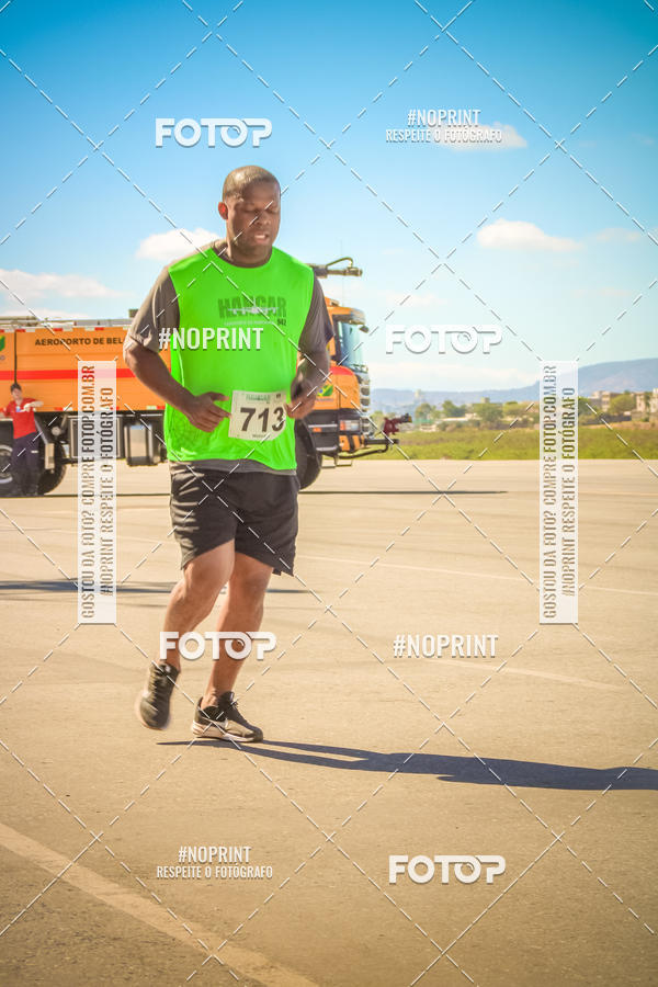Achetez vos photos de l'vnementCorrida Hangar 942 sur Fotop