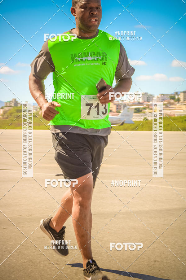 Achetez vos photos de l'vnementCorrida Hangar 942 sur Fotop