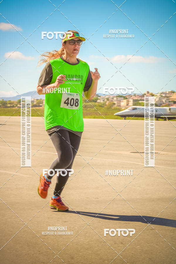 Achetez vos photos de l'vnementCorrida Hangar 942 sur Fotop
