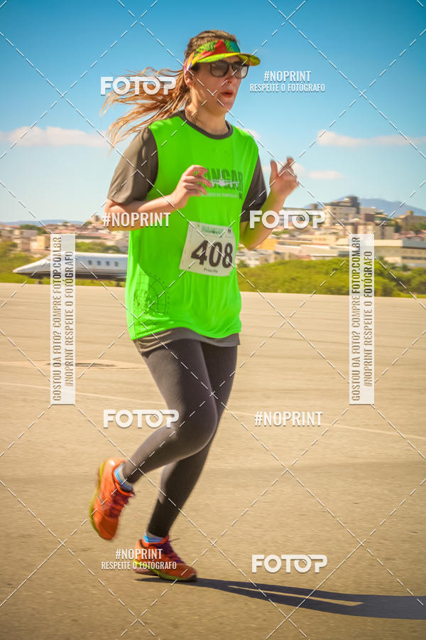 Achetez vos photos de l'vnementCorrida Hangar 942 sur Fotop