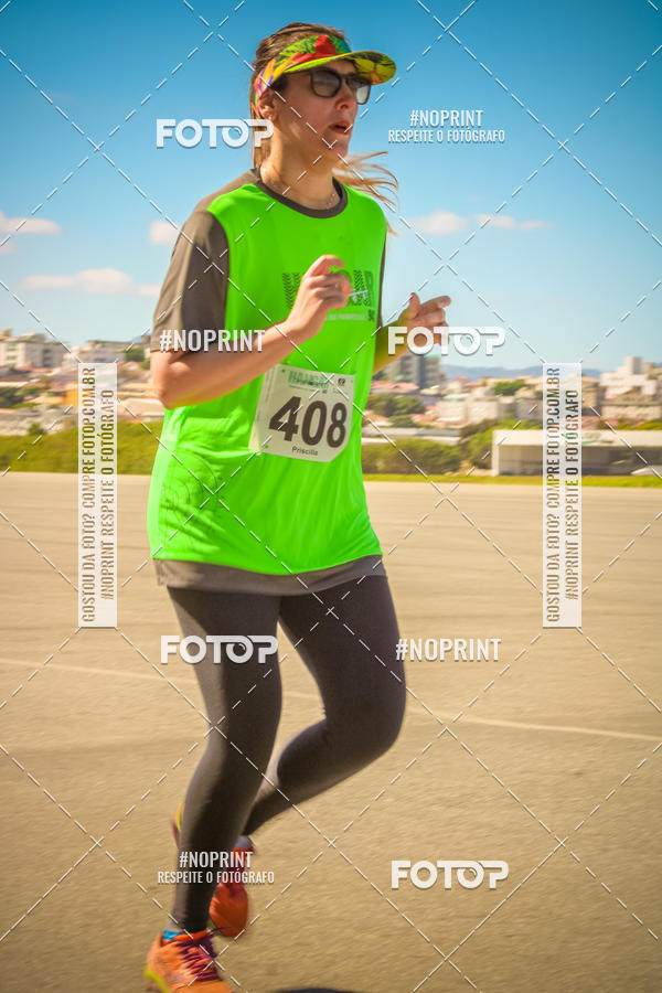 Achetez vos photos de l'vnementCorrida Hangar 942 sur Fotop