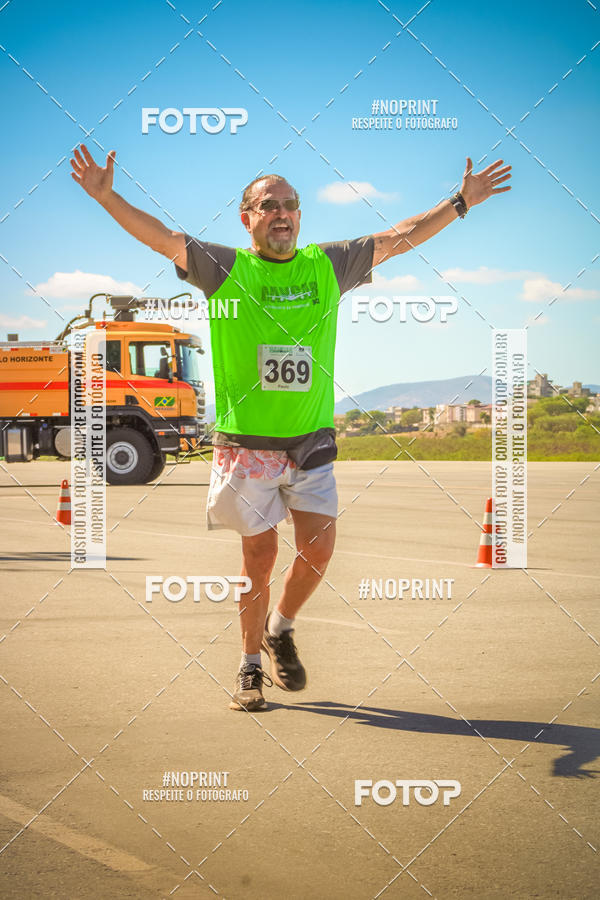 Buy your photos of the eventCorrida Hangar 942 on Fotop