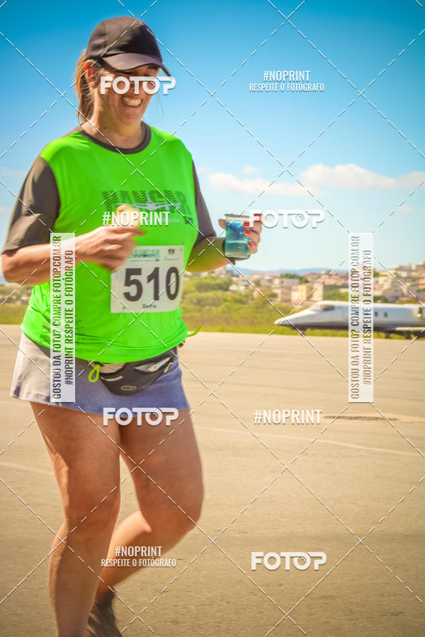 Buy your photos of the eventCorrida Hangar 942 on Fotop