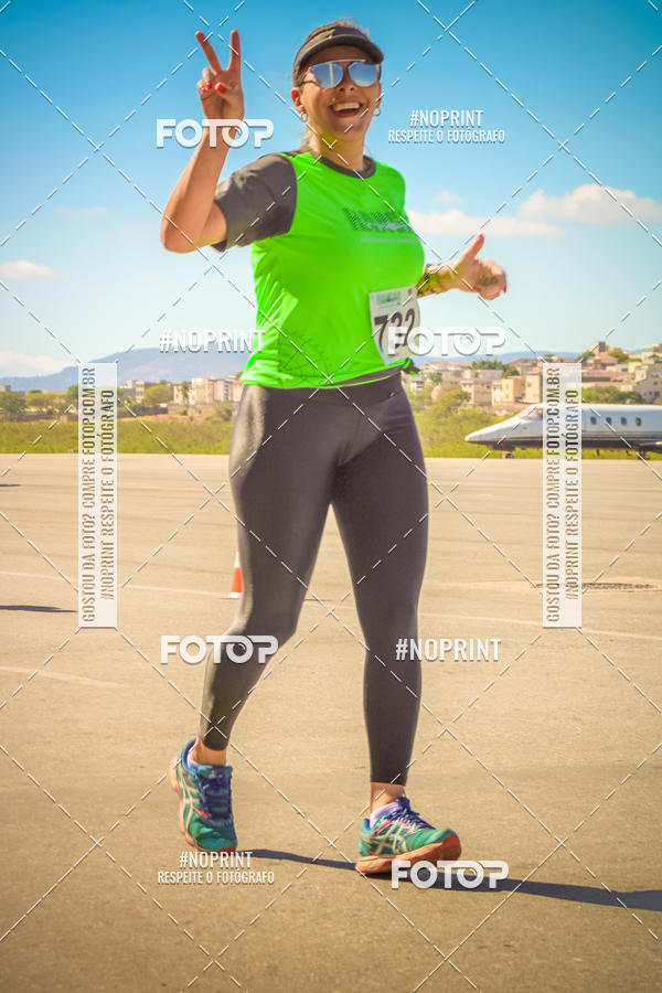 Compra tus fotos del eventoCorrida Hangar 942 En Fotop