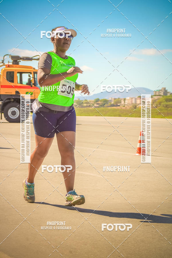 Compra tus fotos del eventoCorrida Hangar 942 En Fotop