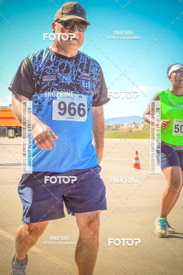 Compra tus fotos del eventoCorrida Hangar 942 En Fotop