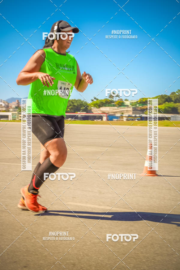 Achetez vos photos de l'vnementCorrida Hangar 942 sur Fotop