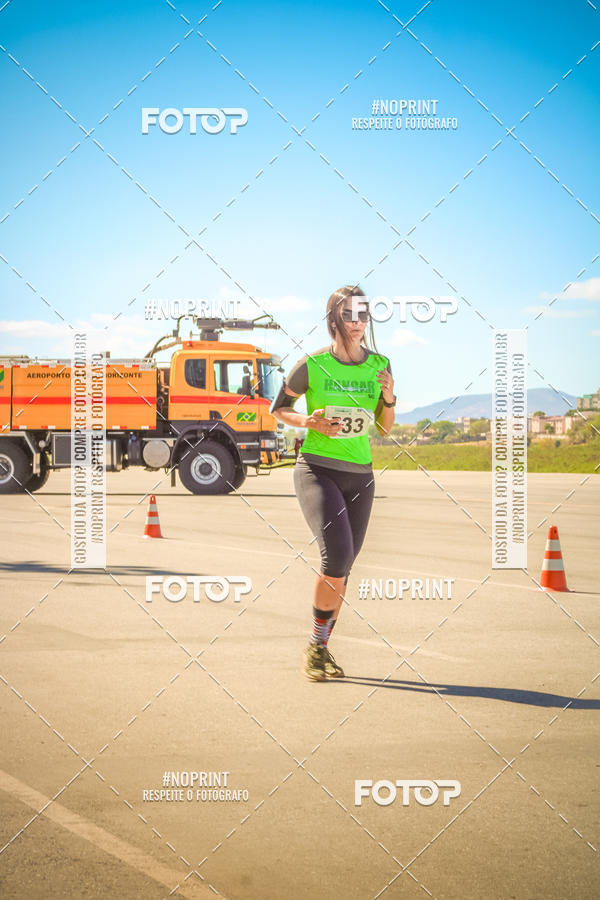 Achetez vos photos de l'vnementCorrida Hangar 942 sur Fotop