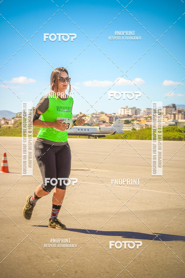 Achetez vos photos de l'vnementCorrida Hangar 942 sur Fotop