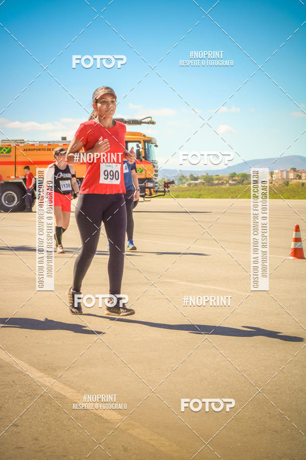 Achetez vos photos de l'vnementCorrida Hangar 942 sur Fotop