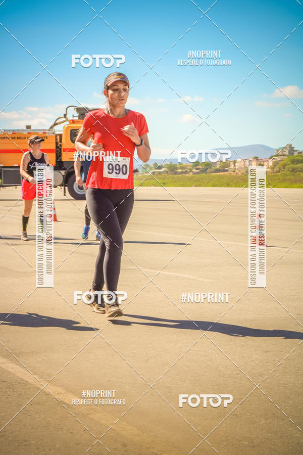 Achetez vos photos de l'vnementCorrida Hangar 942 sur Fotop