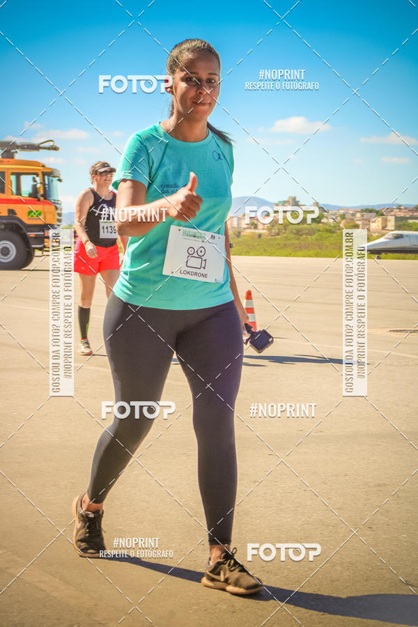 Achetez vos photos de l'vnementCorrida Hangar 942 sur Fotop