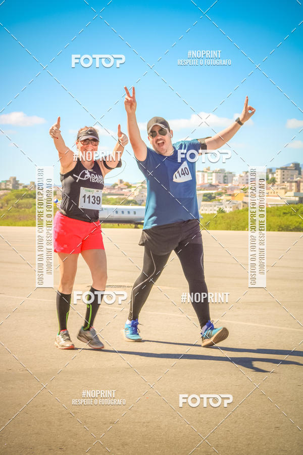 Achetez vos photos de l'vnementCorrida Hangar 942 sur Fotop