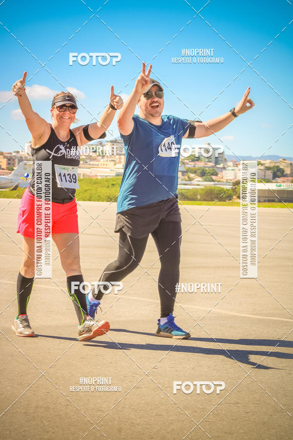 Achetez vos photos de l'vnementCorrida Hangar 942 sur Fotop