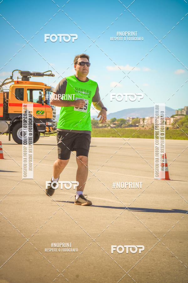 Compra tus fotos del eventoCorrida Hangar 942 En Fotop