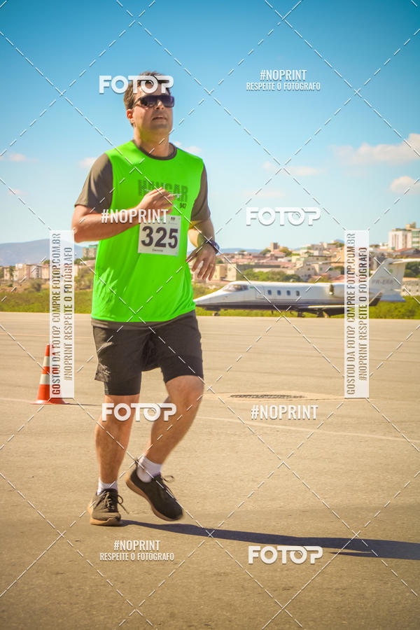 Compra tus fotos del eventoCorrida Hangar 942 En Fotop