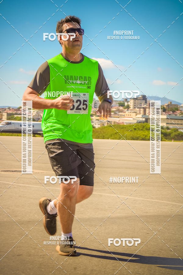 Compra tus fotos del eventoCorrida Hangar 942 En Fotop