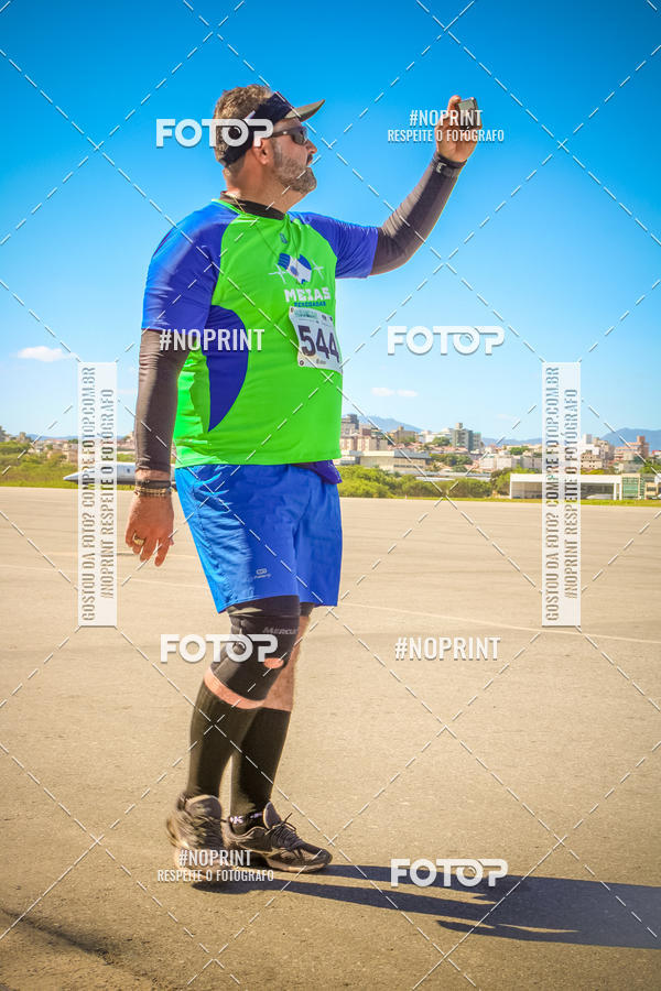 Compra tus fotos del eventoCorrida Hangar 942 En Fotop