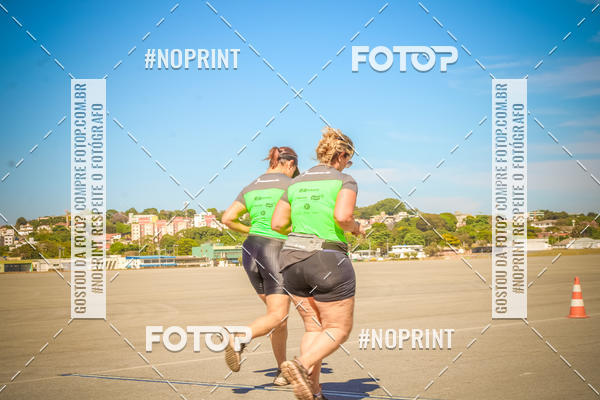 Compra tus fotos del eventoCorrida Hangar 942 En Fotop