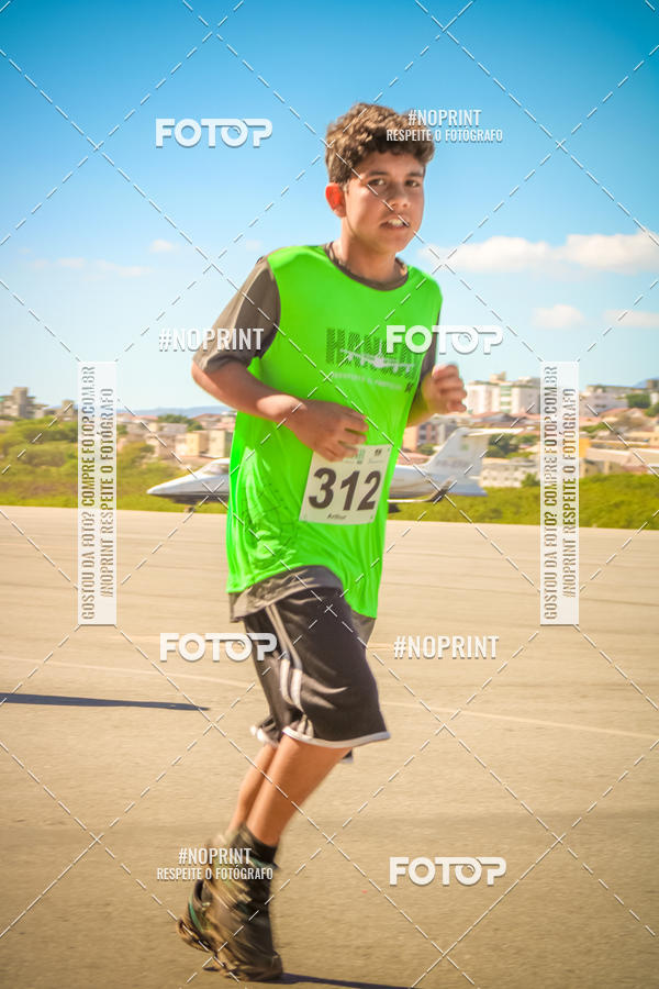 Compra tus fotos del eventoCorrida Hangar 942 En Fotop