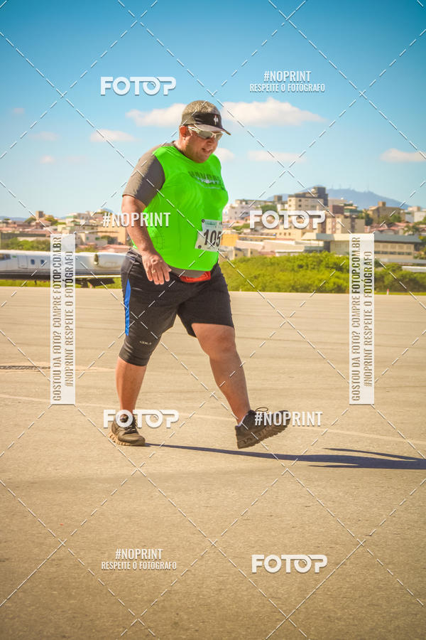 Compra tus fotos del eventoCorrida Hangar 942 En Fotop