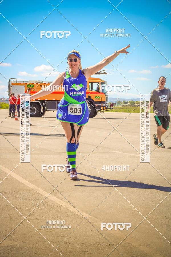 Compra tus fotos del eventoCorrida Hangar 942 En Fotop