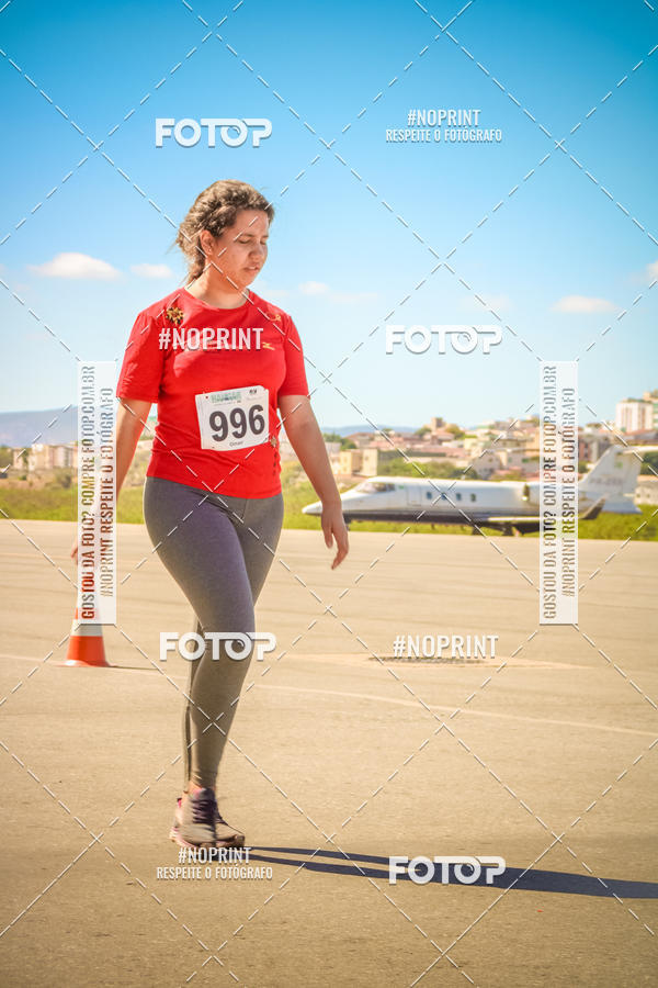 Compra tus fotos del eventoCorrida Hangar 942 En Fotop