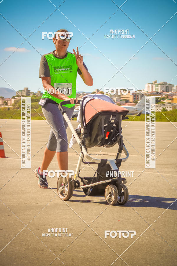Compra tus fotos del eventoCorrida Hangar 942 En Fotop