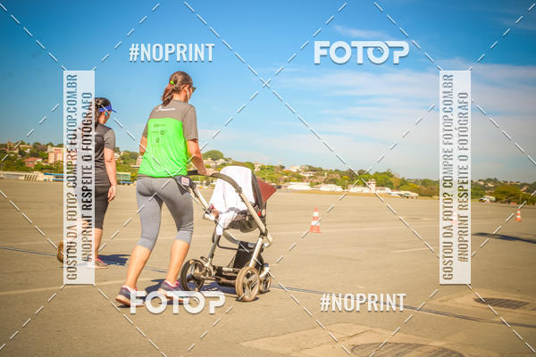 Compra tus fotos del eventoCorrida Hangar 942 En Fotop