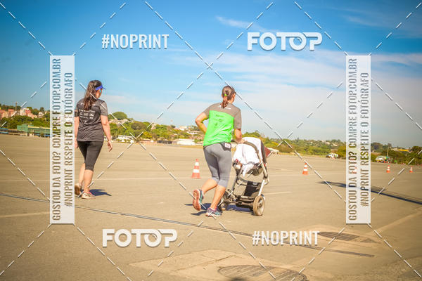 Compra tus fotos del eventoCorrida Hangar 942 En Fotop